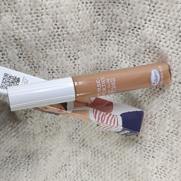 theBalm Purse-worthy Lip Gloss in Crossbody, 7ml/0.23fl oz - Picture 2 of 10